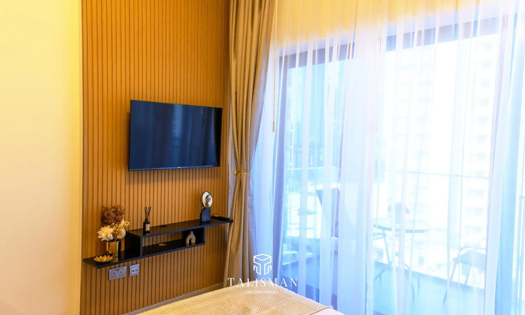 Modern Studio In Azizi Riviera, Meydan Dubai Appartamento